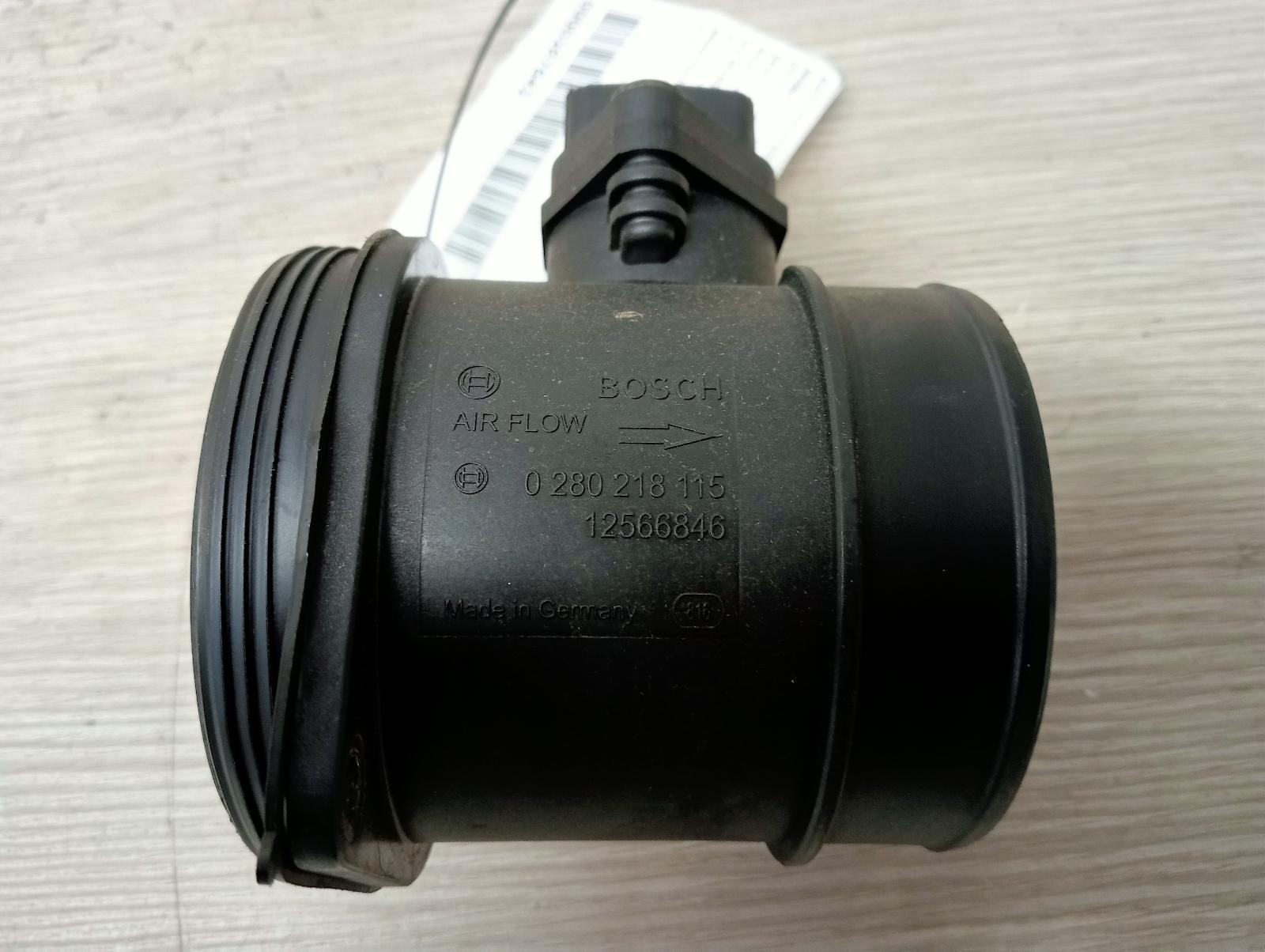 8960294