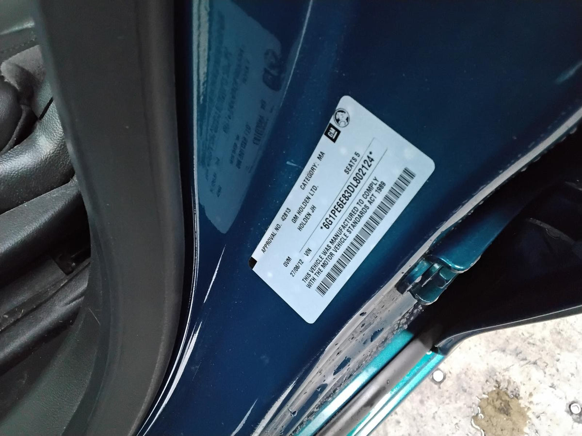9073153