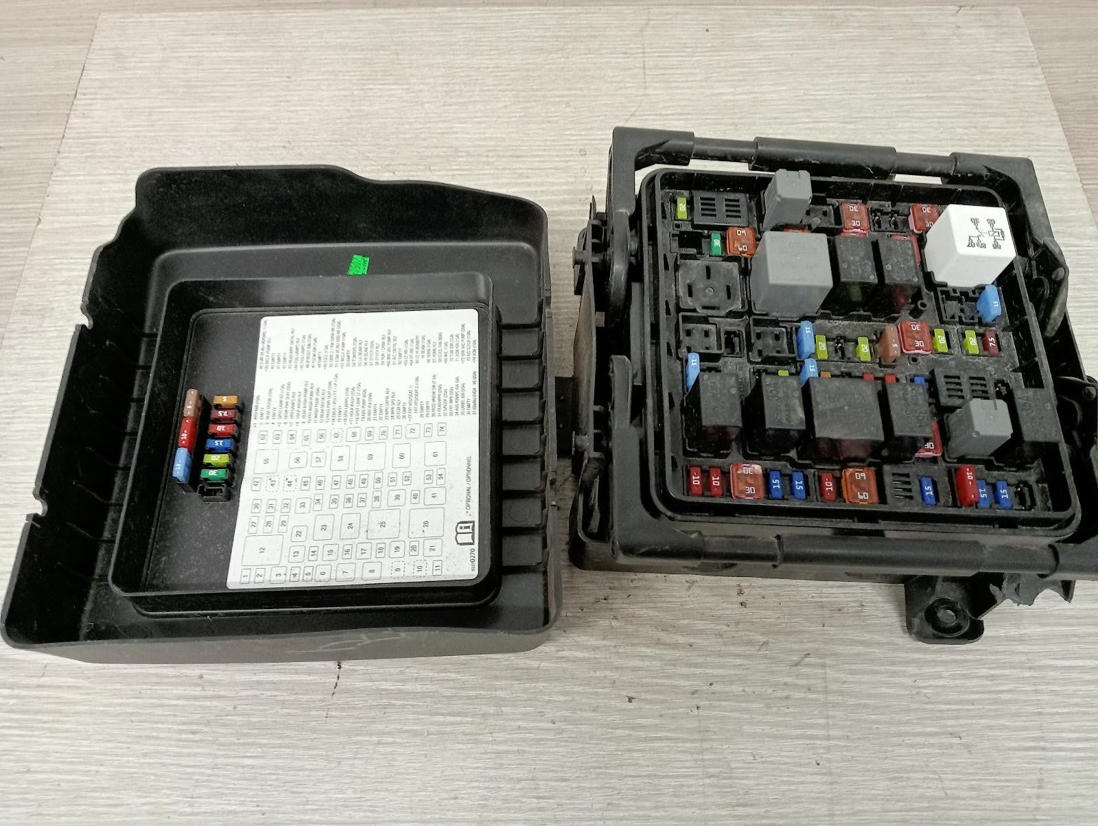8942246