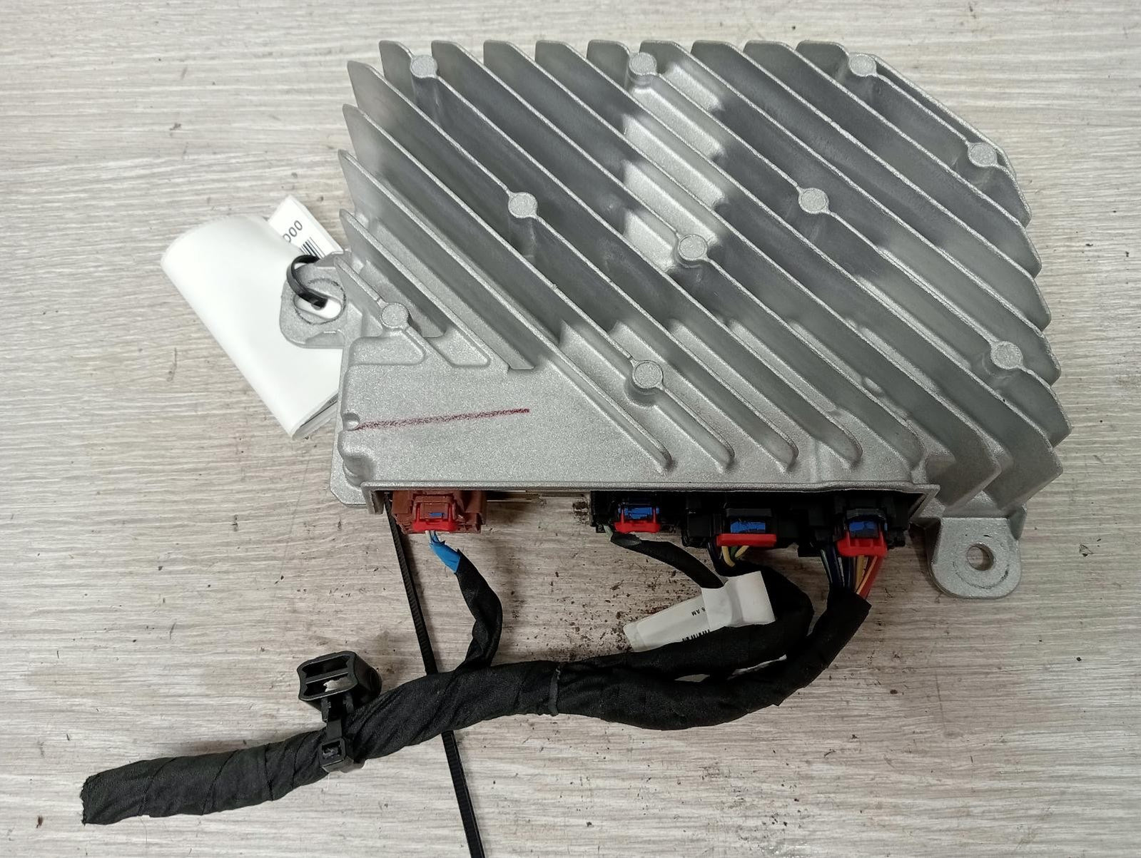 CHEVROLET SILVERADO STEREO/HEAD UNIT GMSV RHD 1500/2500, T1, AMPLIFIER, 09/20 2