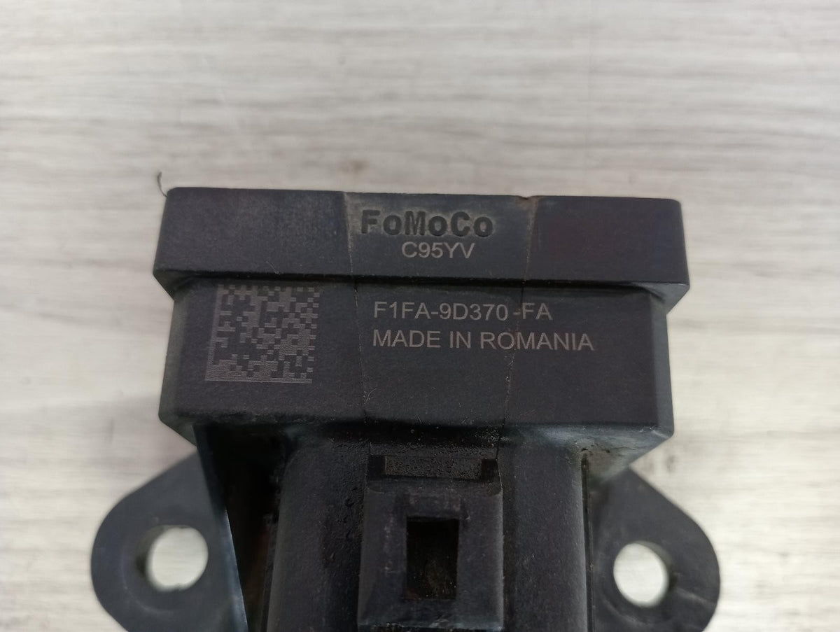 9018392