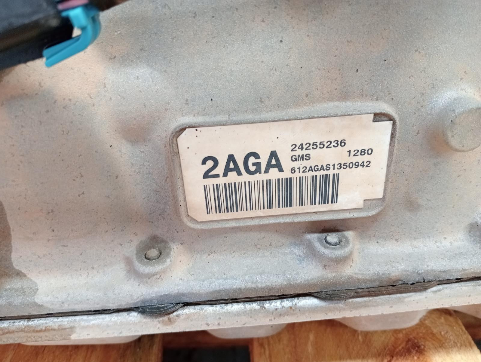 8959718