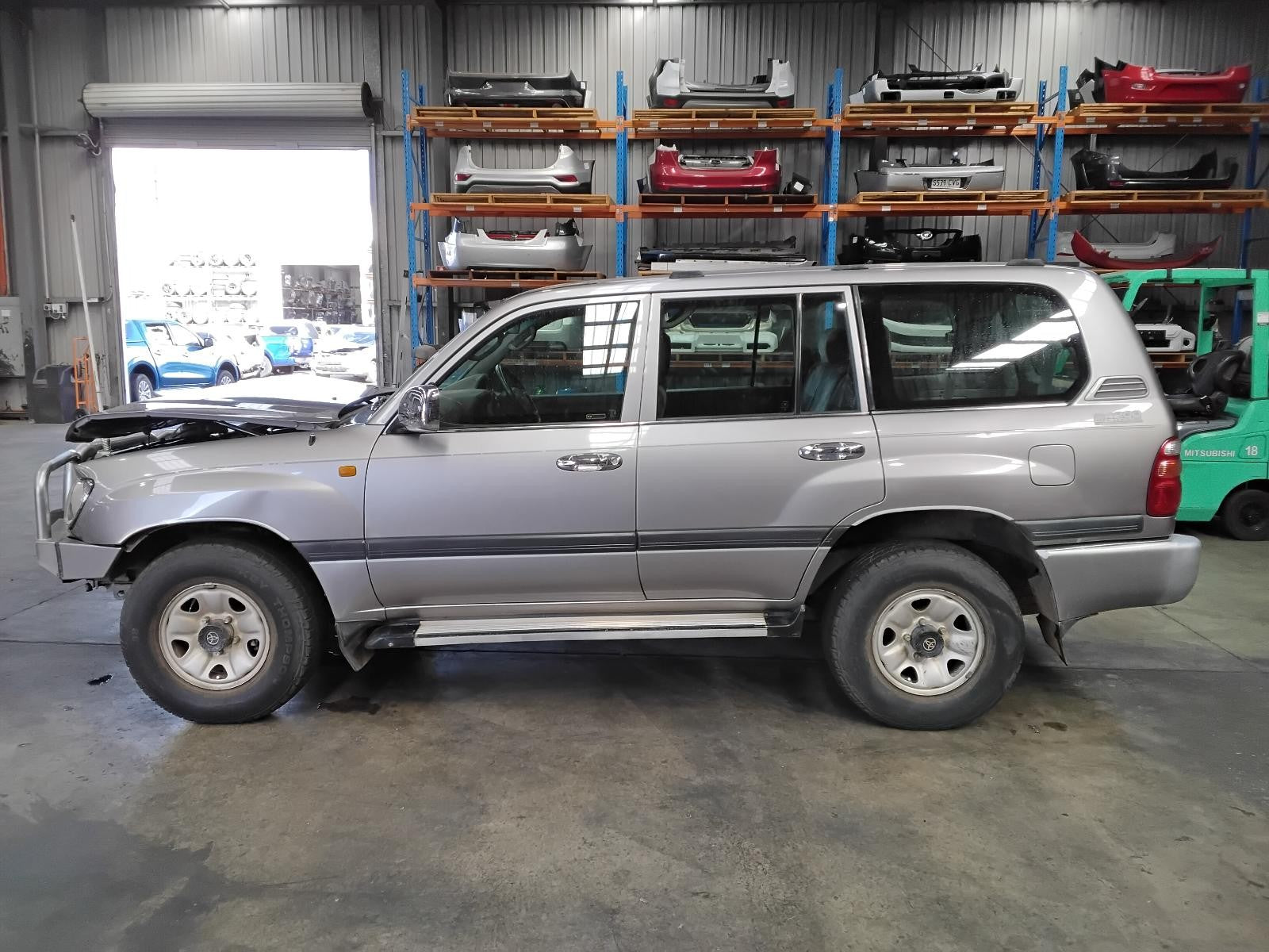 TOYOTA LANDCRUISER BOOTLID/TAILGATE 100/105 SERIES, UPPER TAILGATE