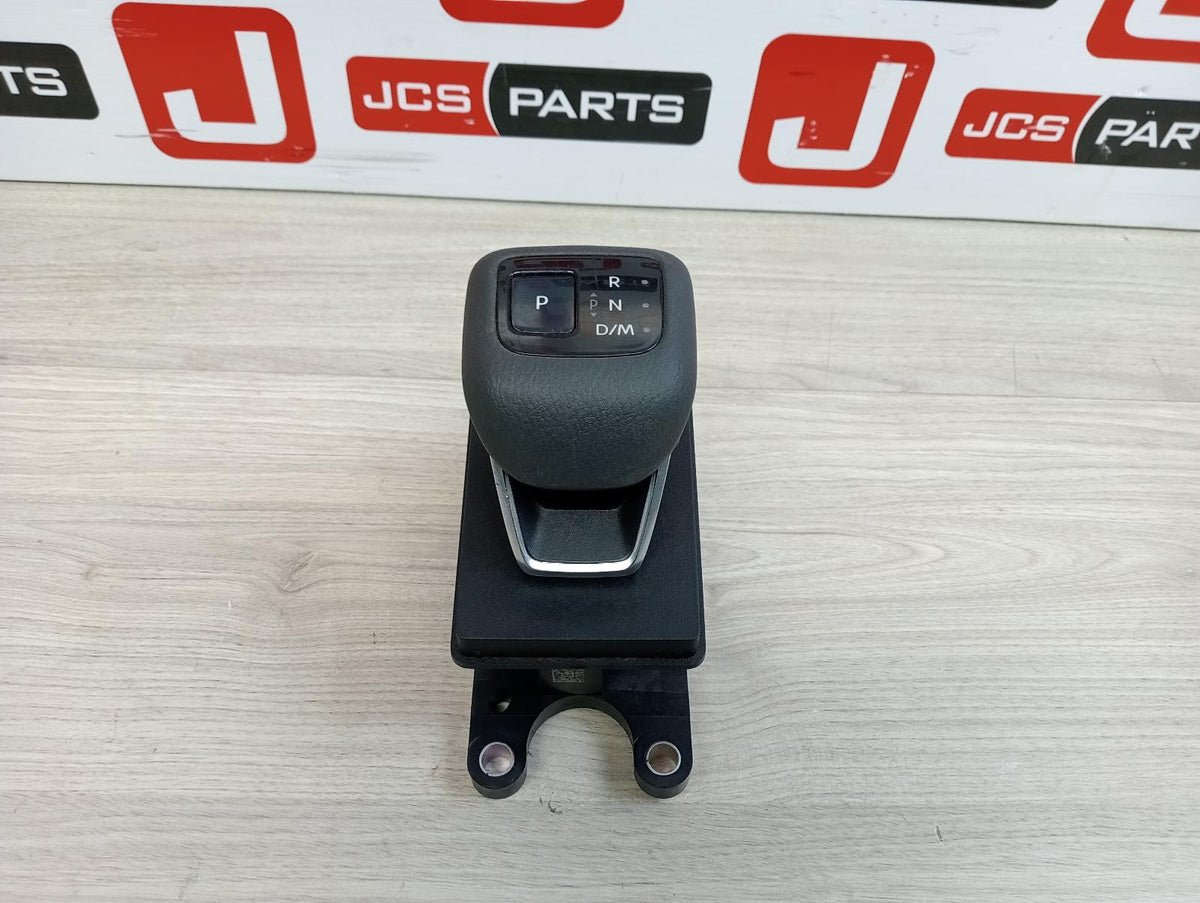 8986371