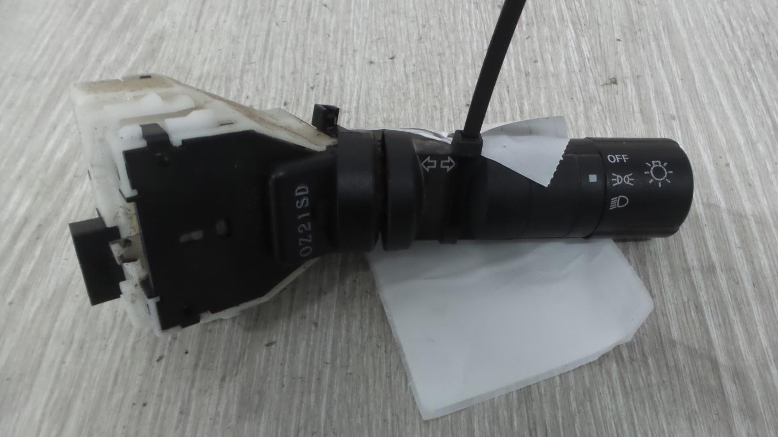 NISSAN NAVARA COMBINATION SWITCH D40, FLASHER SWITCH, NON DRIVING LAMP TYPE, 09/