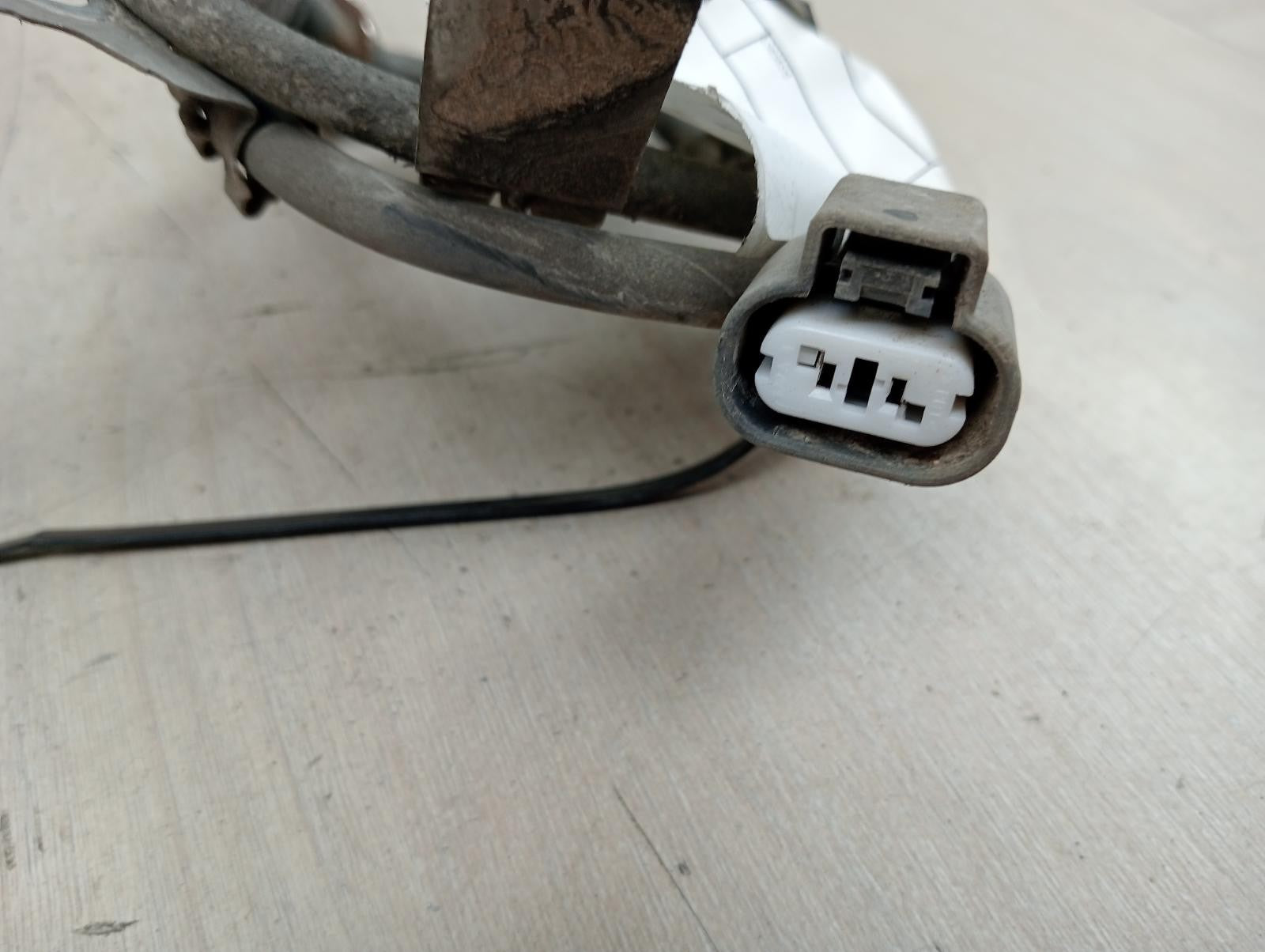 8923299