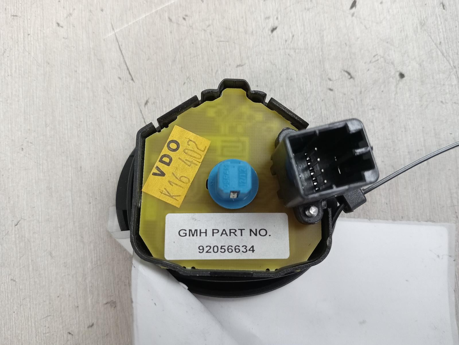 8943730