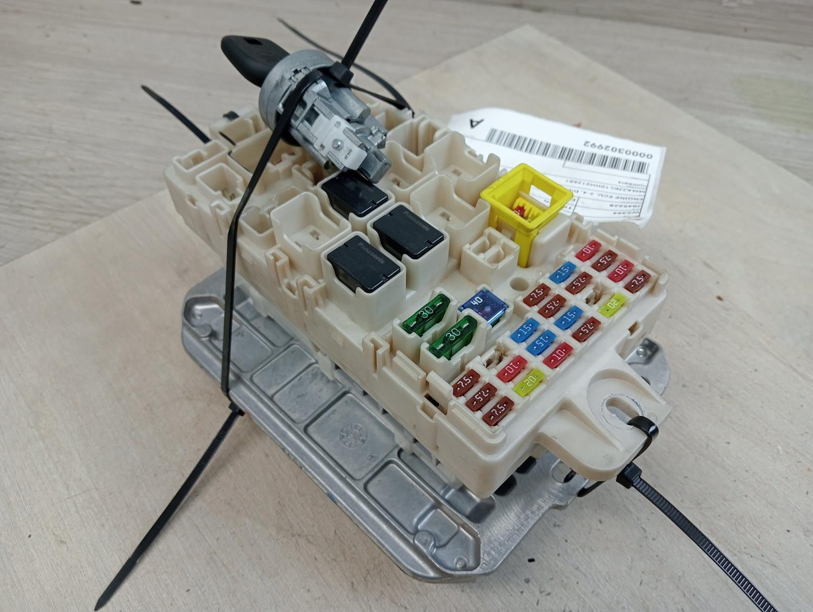 8944221