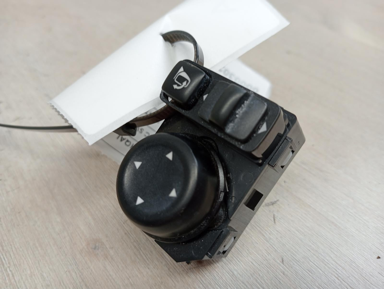 NISSAN QASHQAI MISC SWITCH/RELAY MIRRORS AUTOFOLD SWITCH, J11, 12/1307/21 13 14