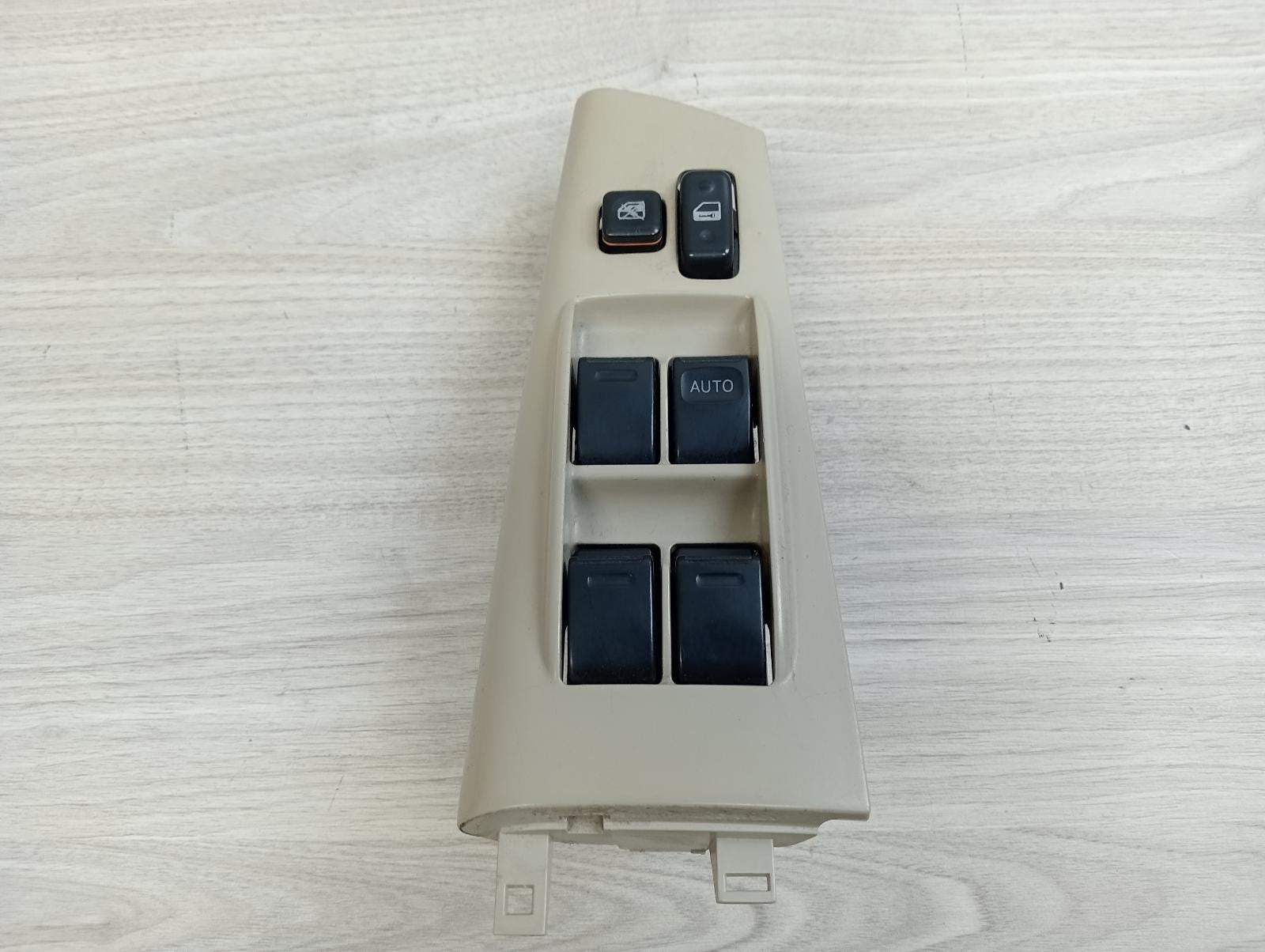 TOYOTA COROLLA POWER WINDOW SWITCH RH FRONT (MASTER SWITCH), 4 SWITCH TYPE, DRIV