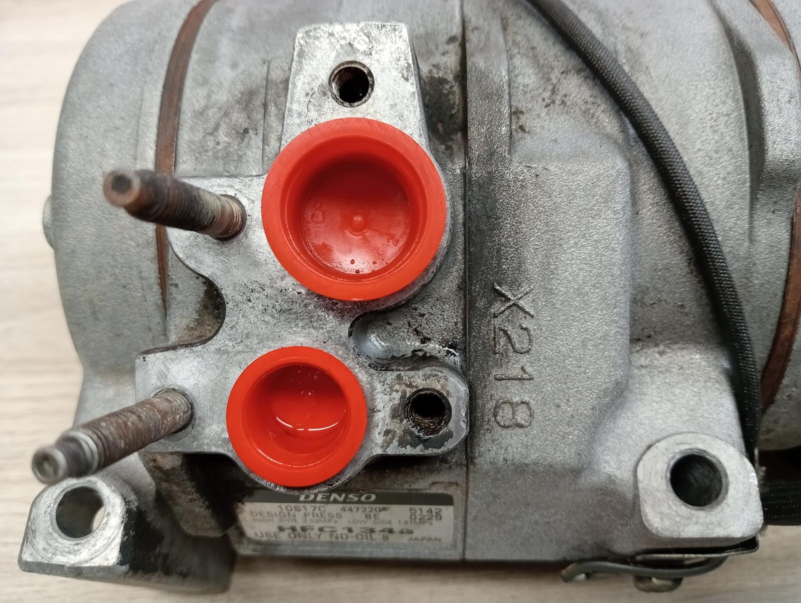 8944142
