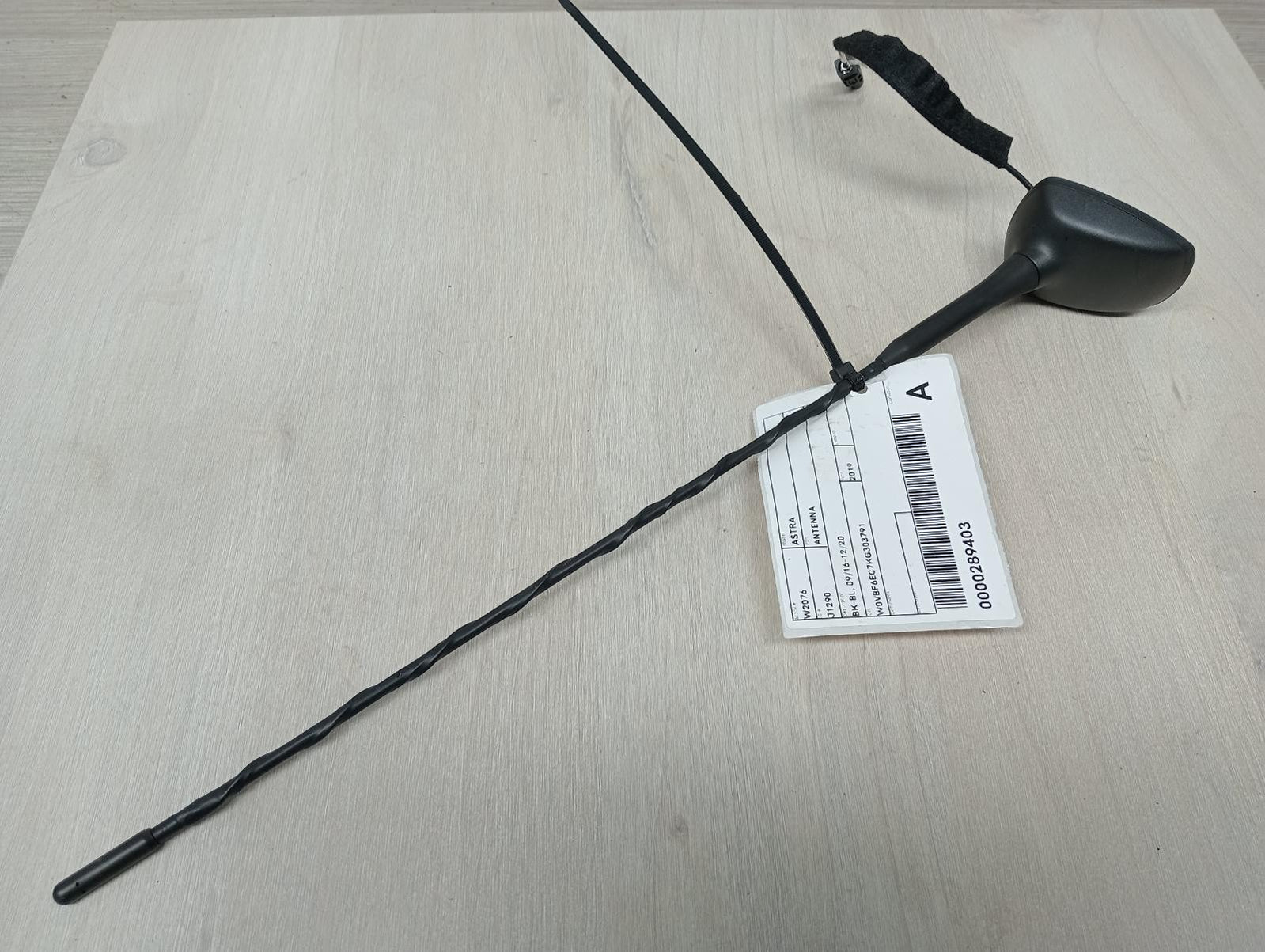 HOLDEN ASTRA ANTENNA BKBL, 09/1612/20 2019
