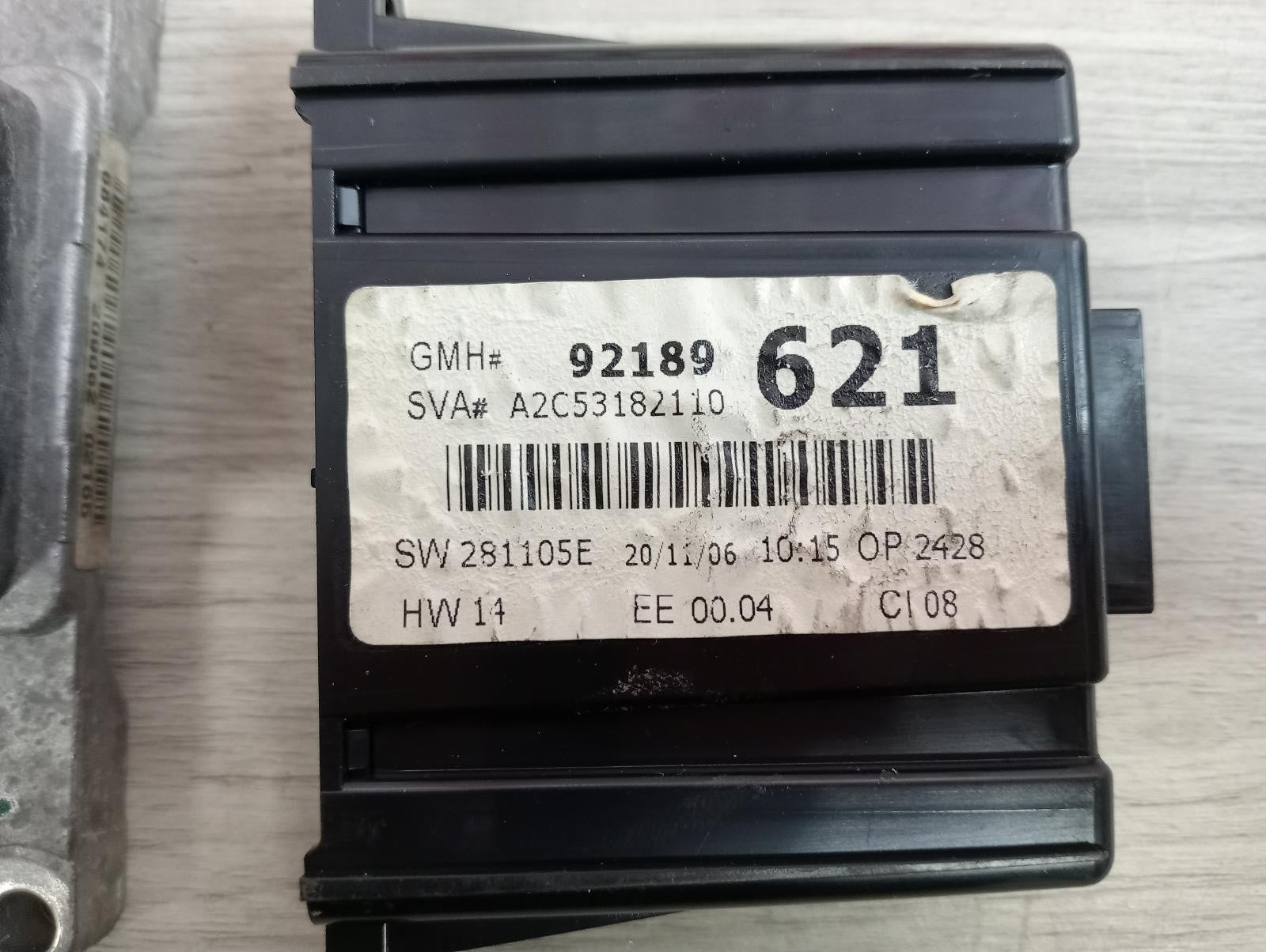 8943287