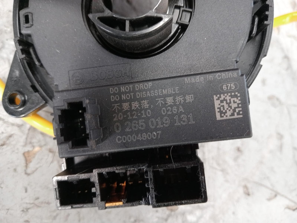 9043472