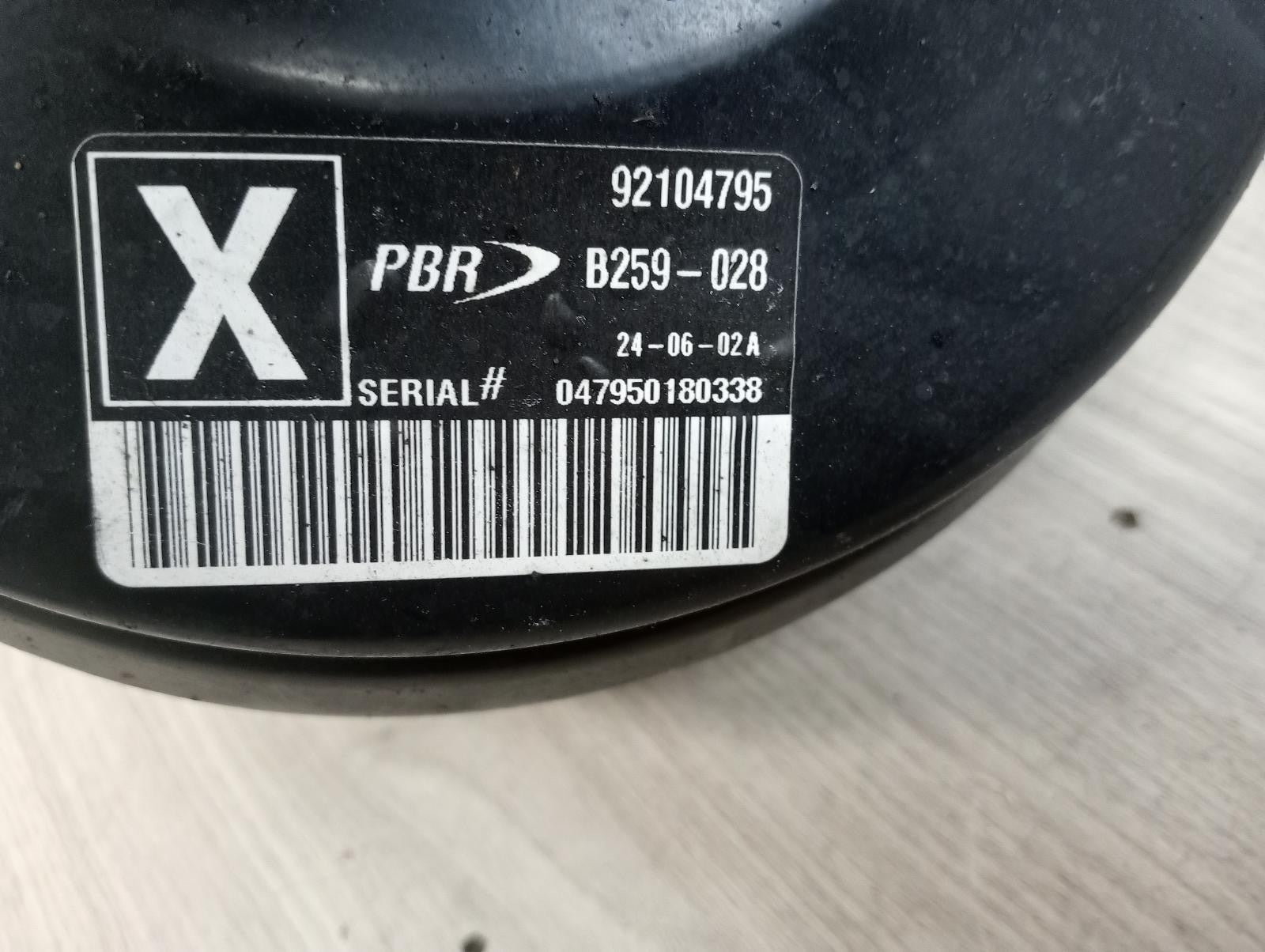 8973304