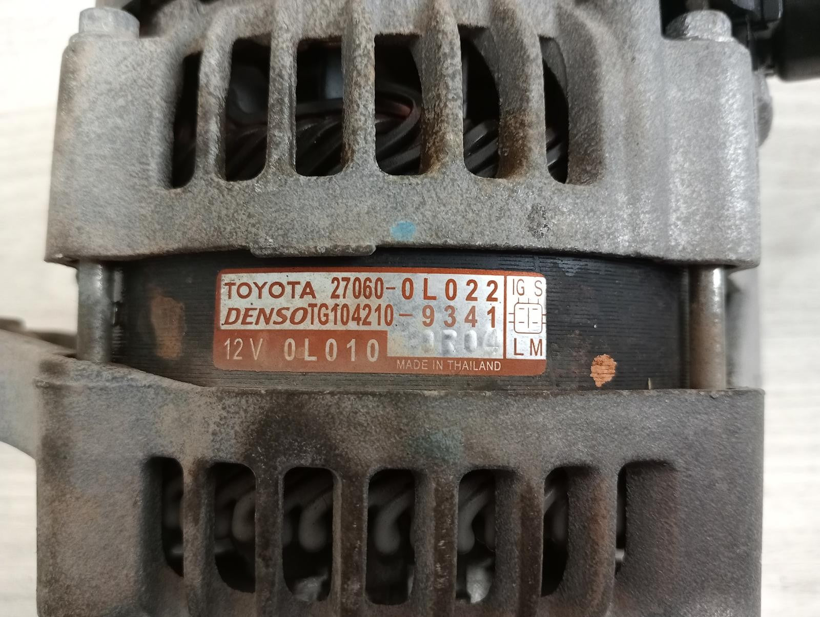 8943061