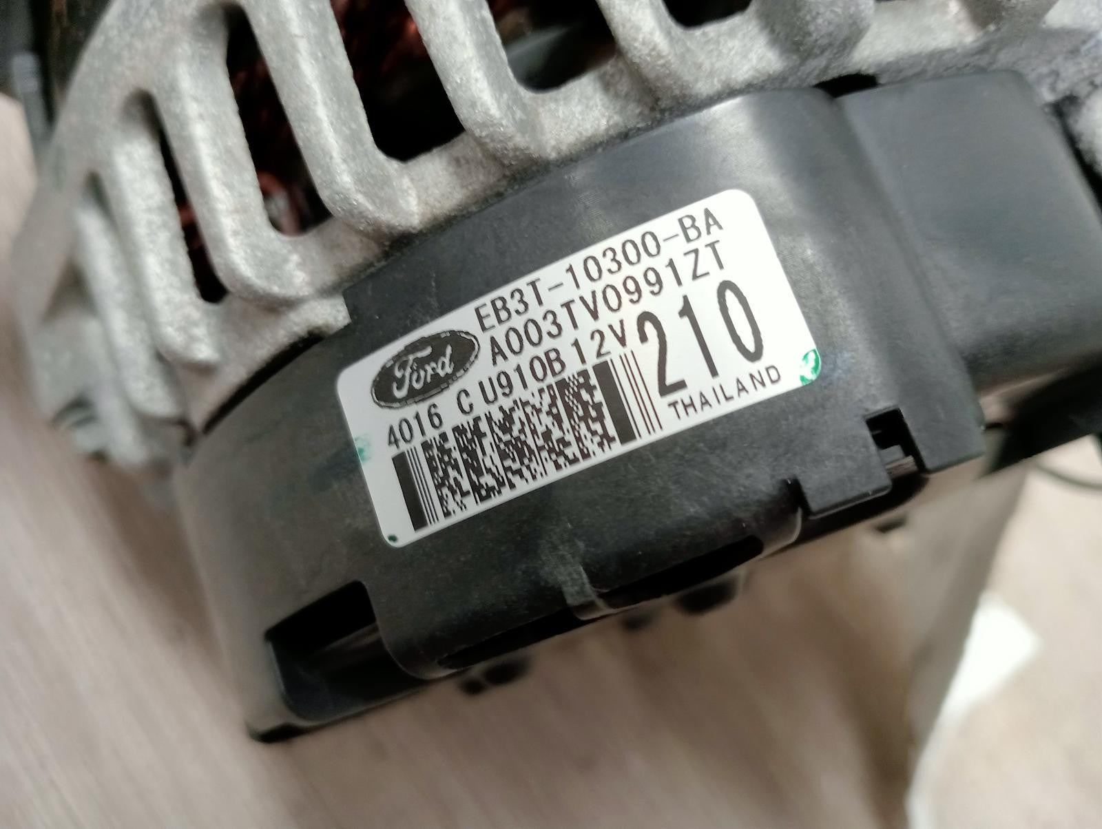 8943816
