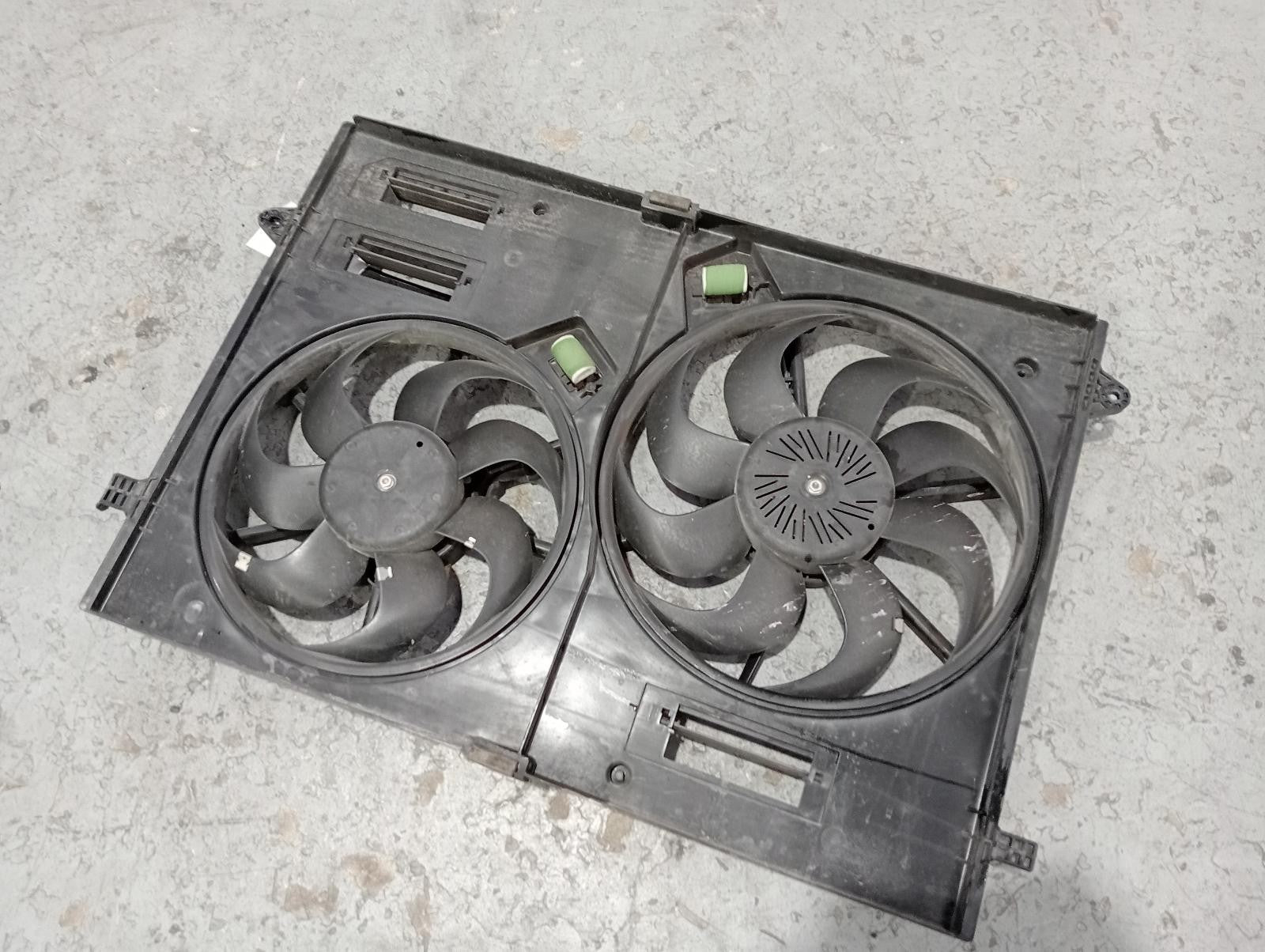 8921005