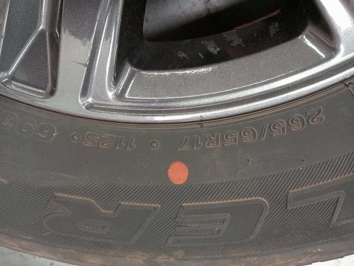 9072702