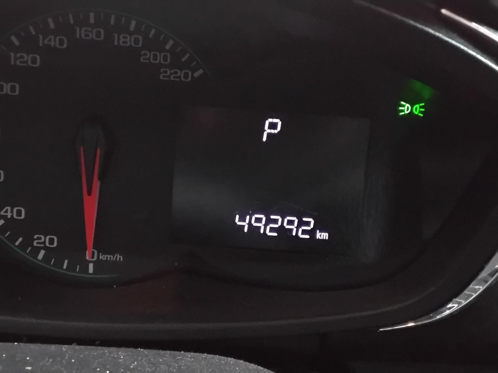 8918880