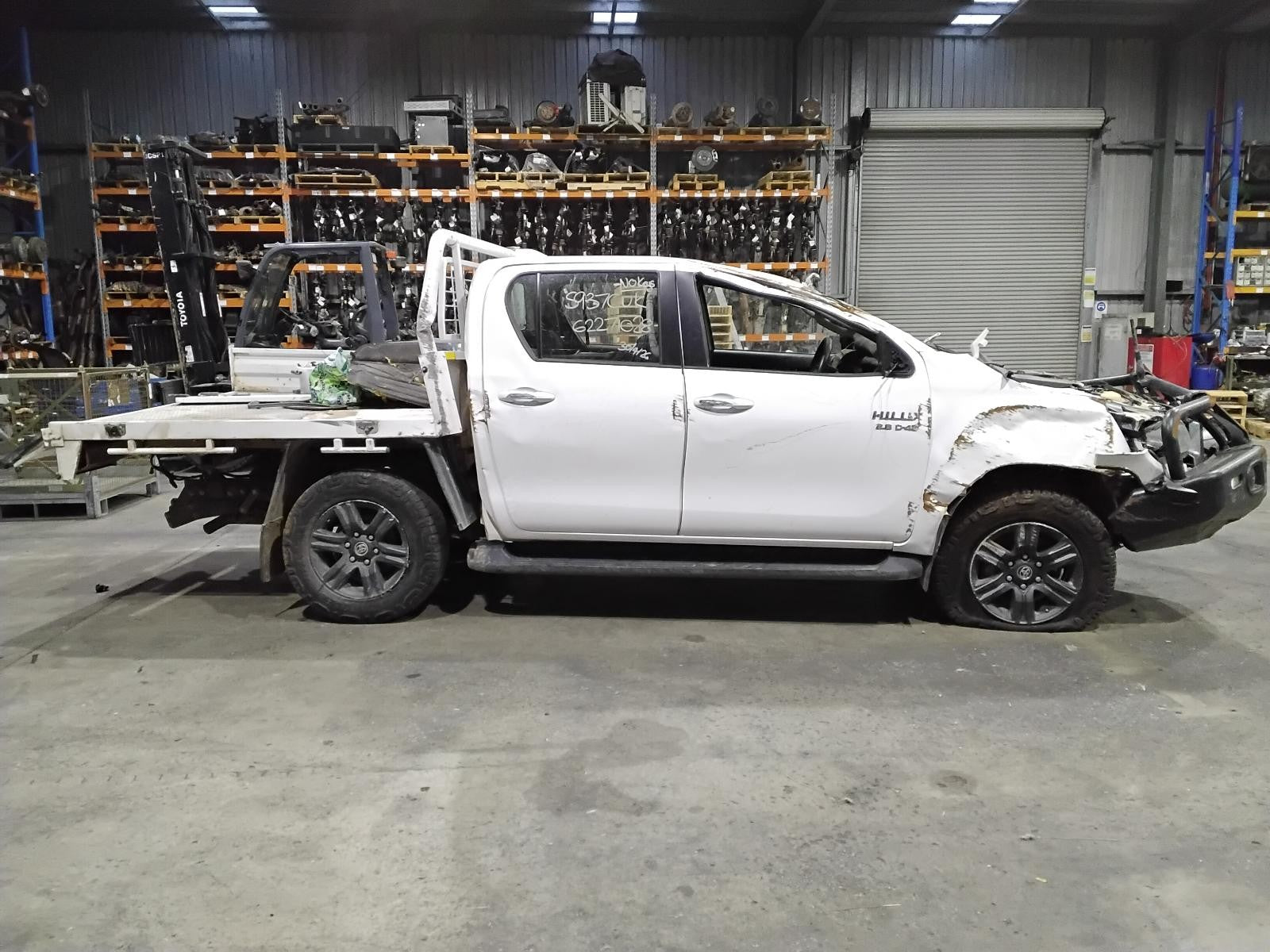 8943294