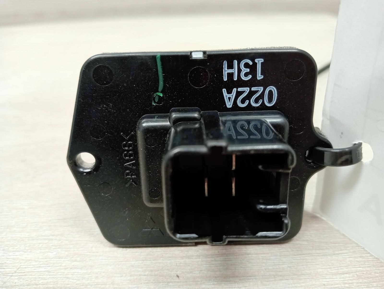 8919754