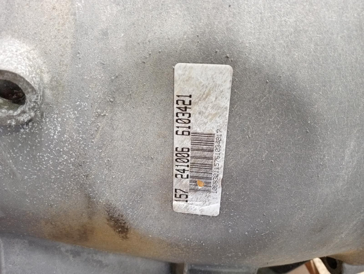 9047693