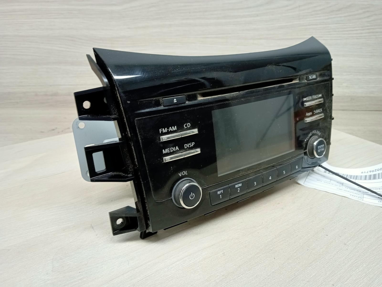 NISSAN NAVARA STEREO/HEAD UNIT NP300, HEAD UNIT, 5IN DISPLAY, COLOR SCREEN, NON