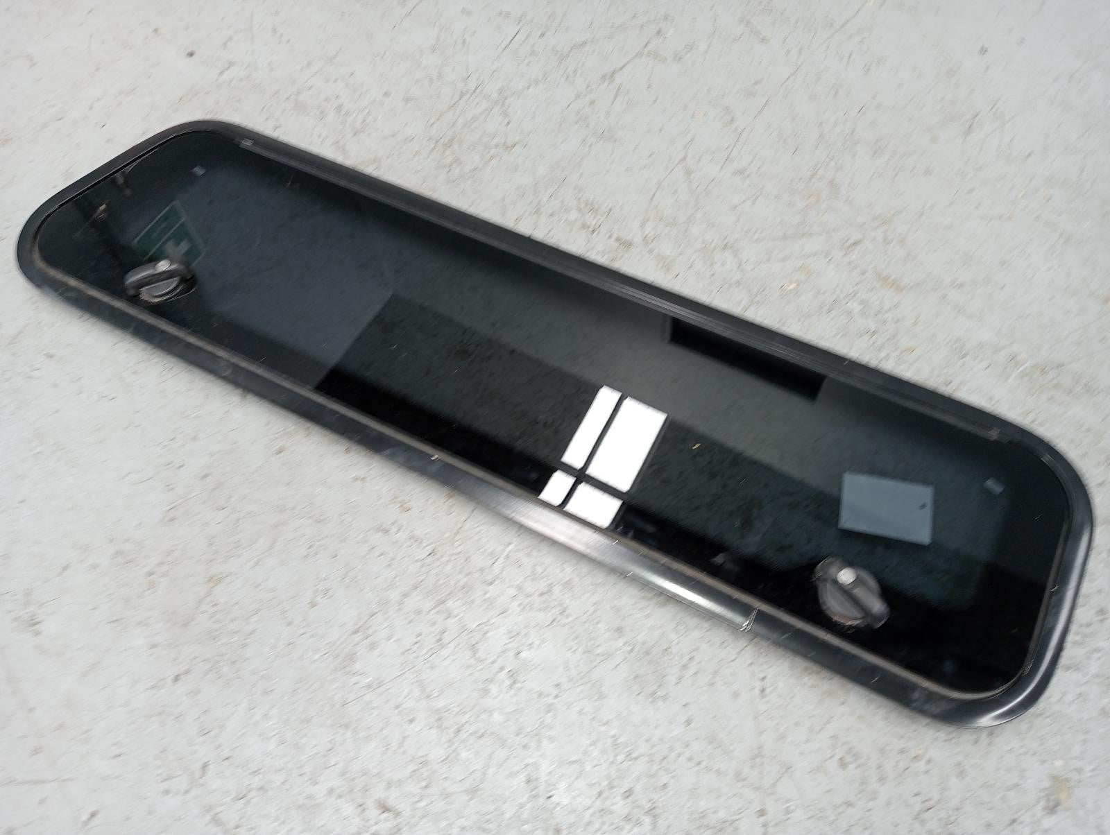8923175
