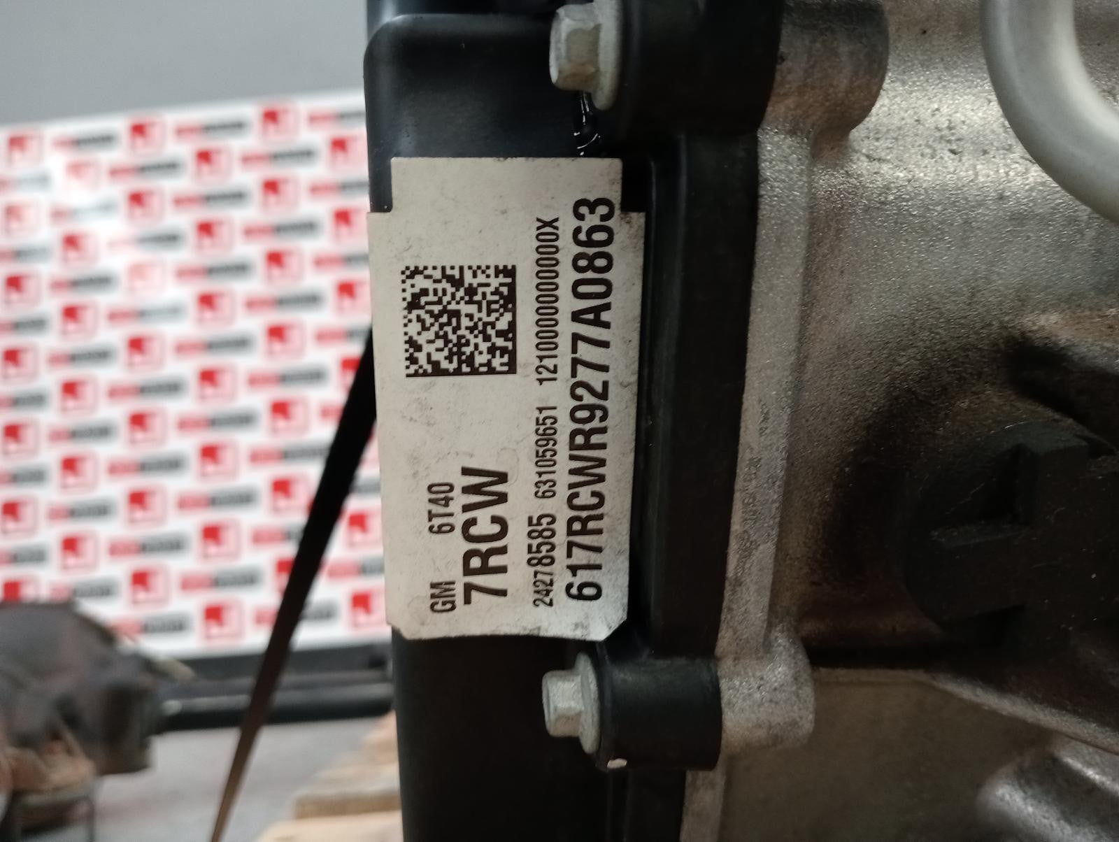 8944533