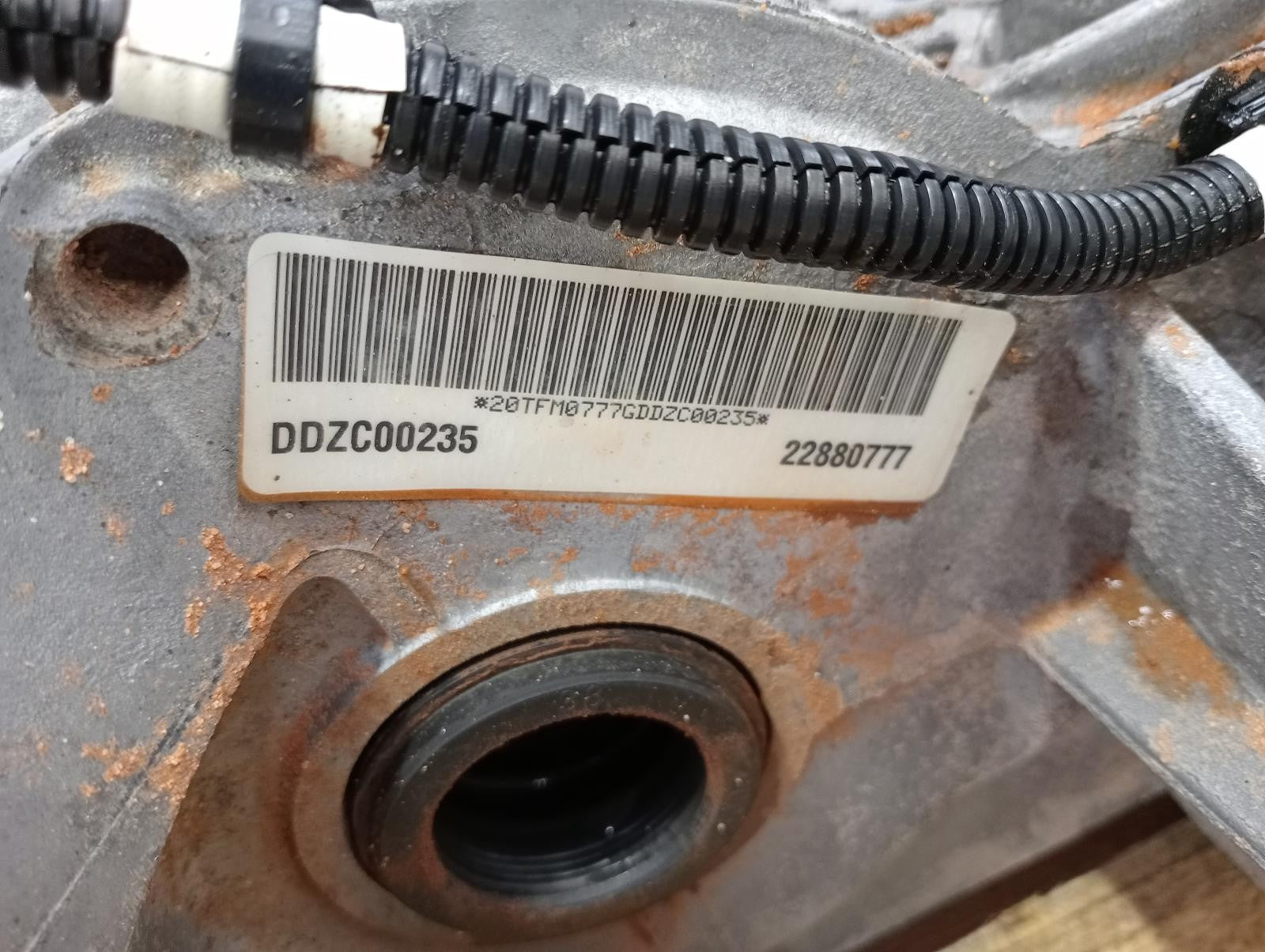 8862537