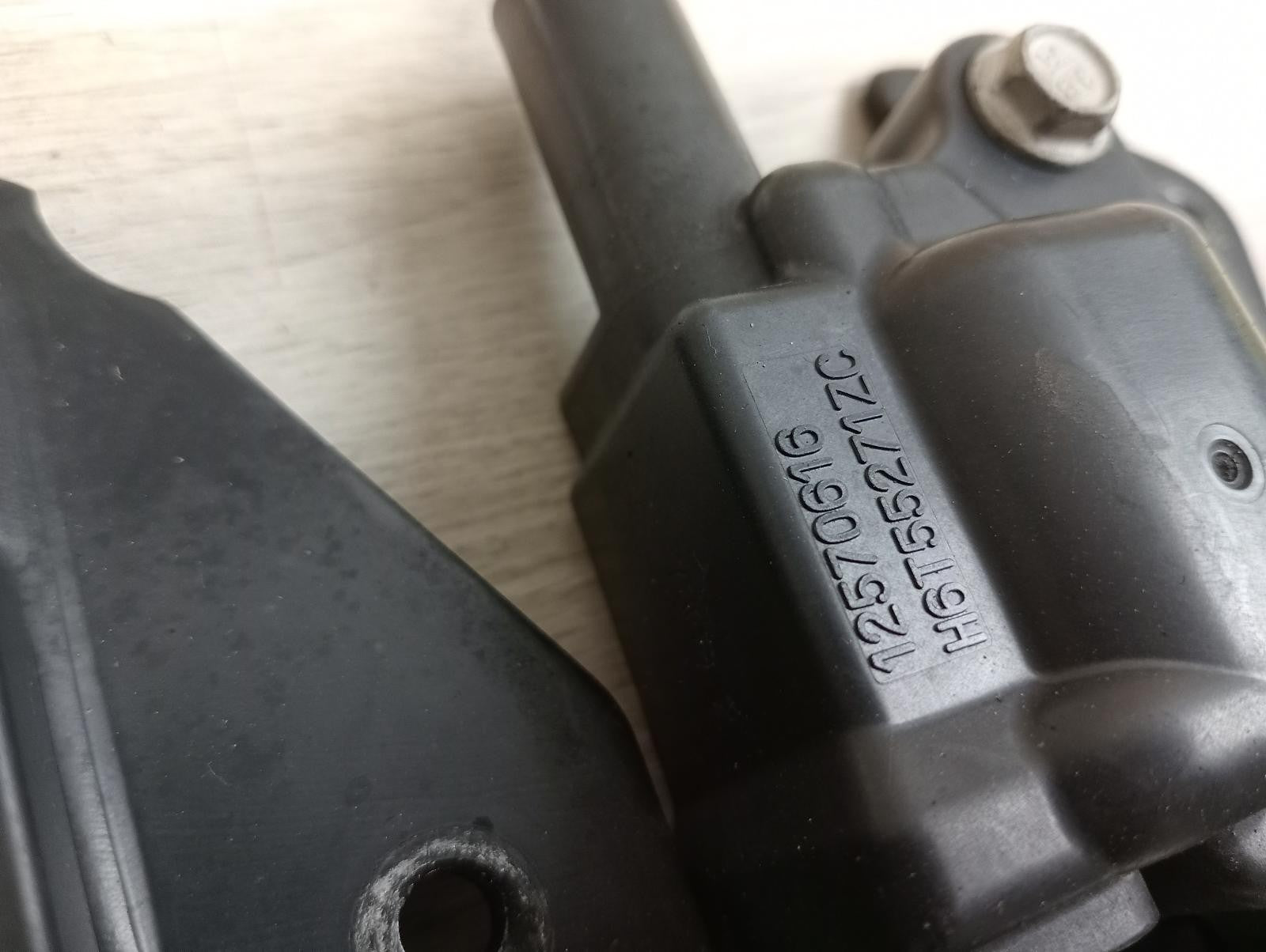 8944250
