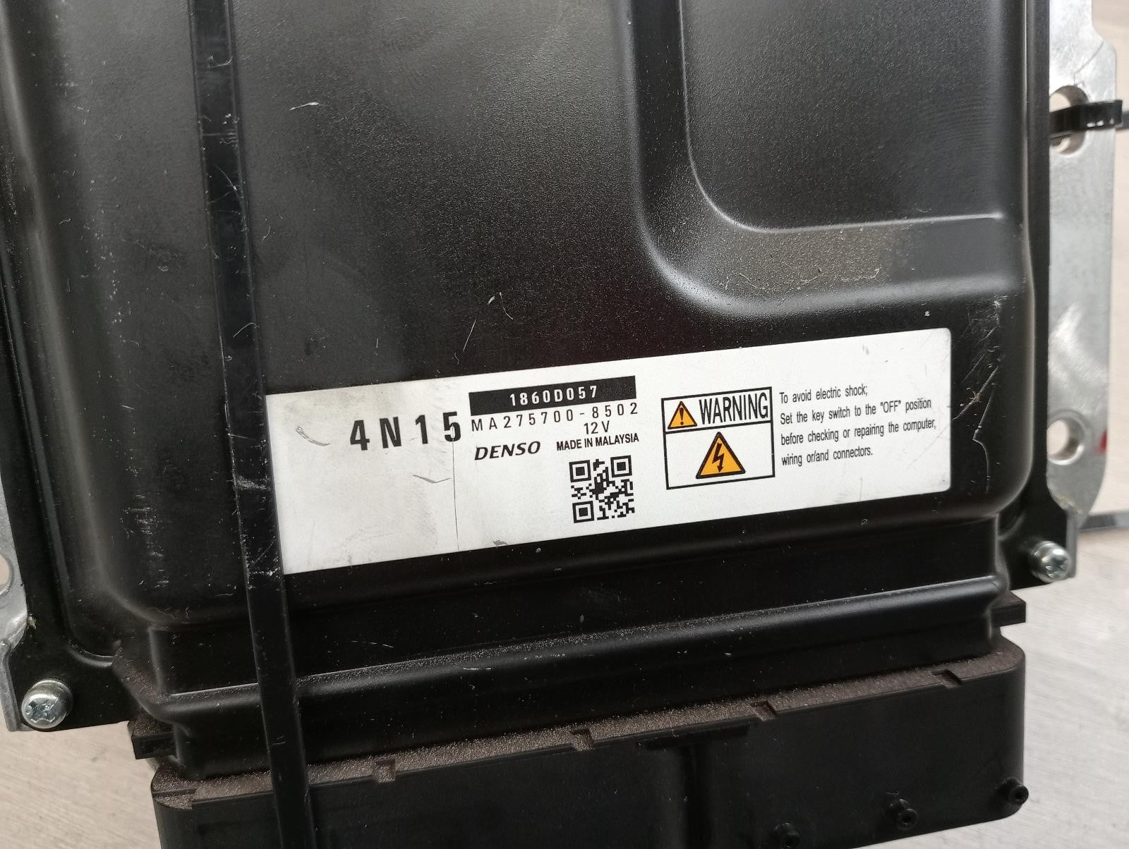 8944221