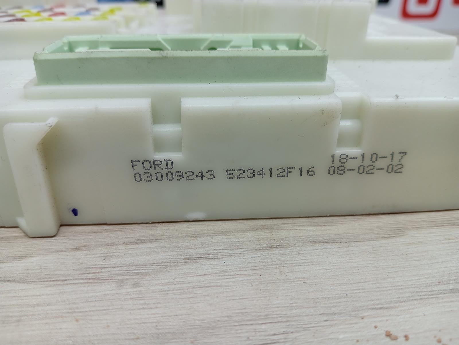 8947118
