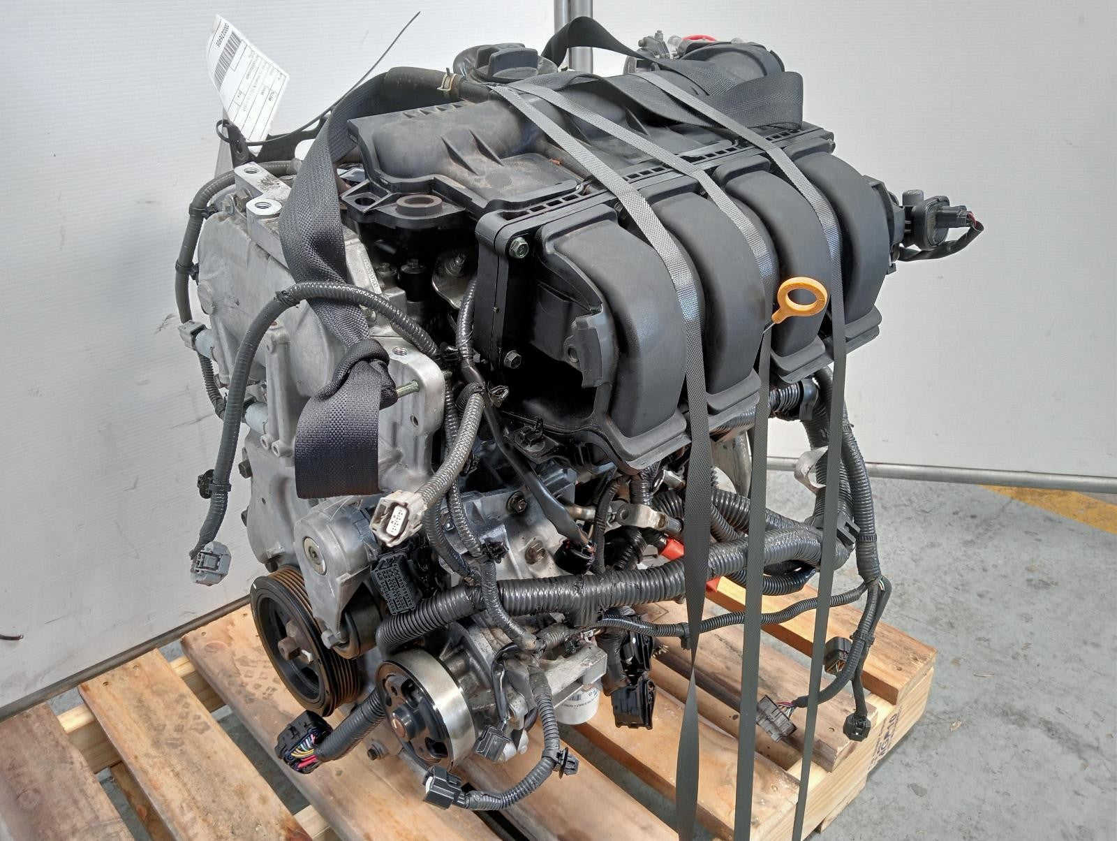 8943045