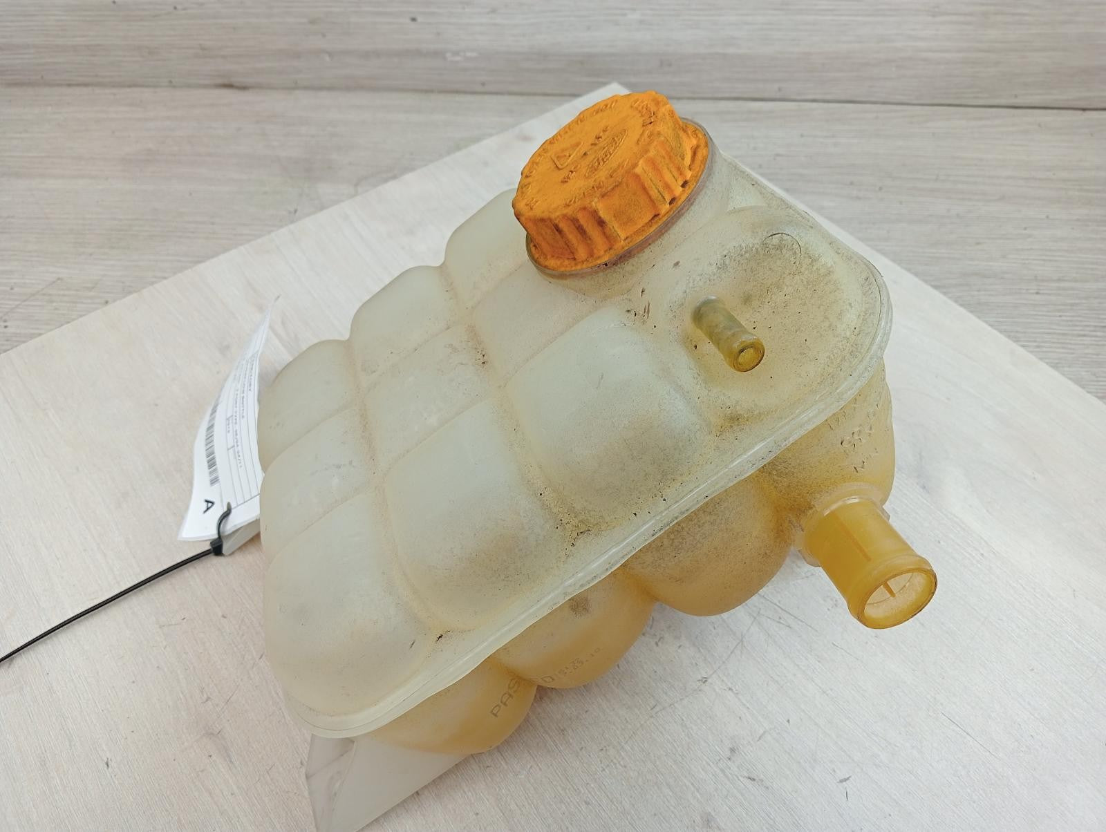 FORD TERRITORY OVERFLOW BOTTLE SX-SY MKII, 4.0, PETROL, 2 PORT TYPE, 05/04-04/11