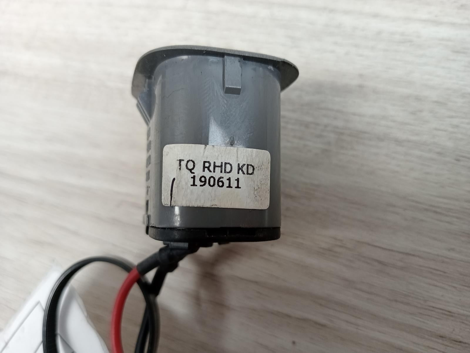 8944272
