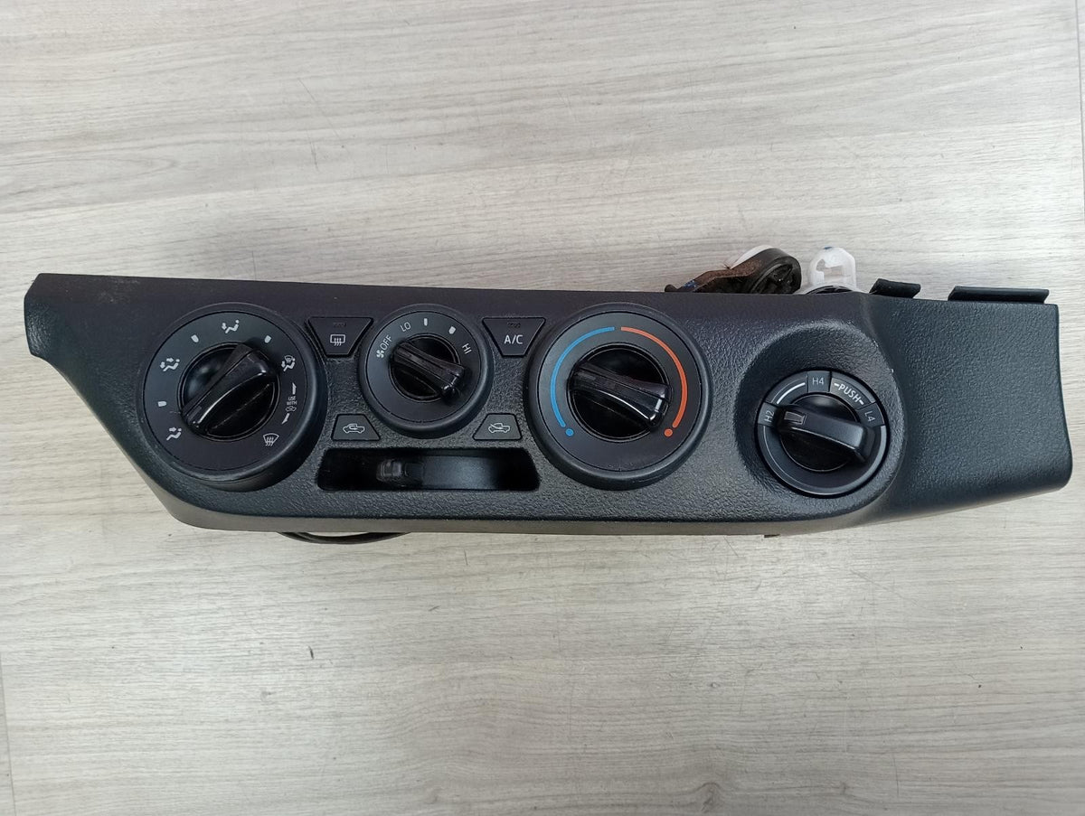 9064422