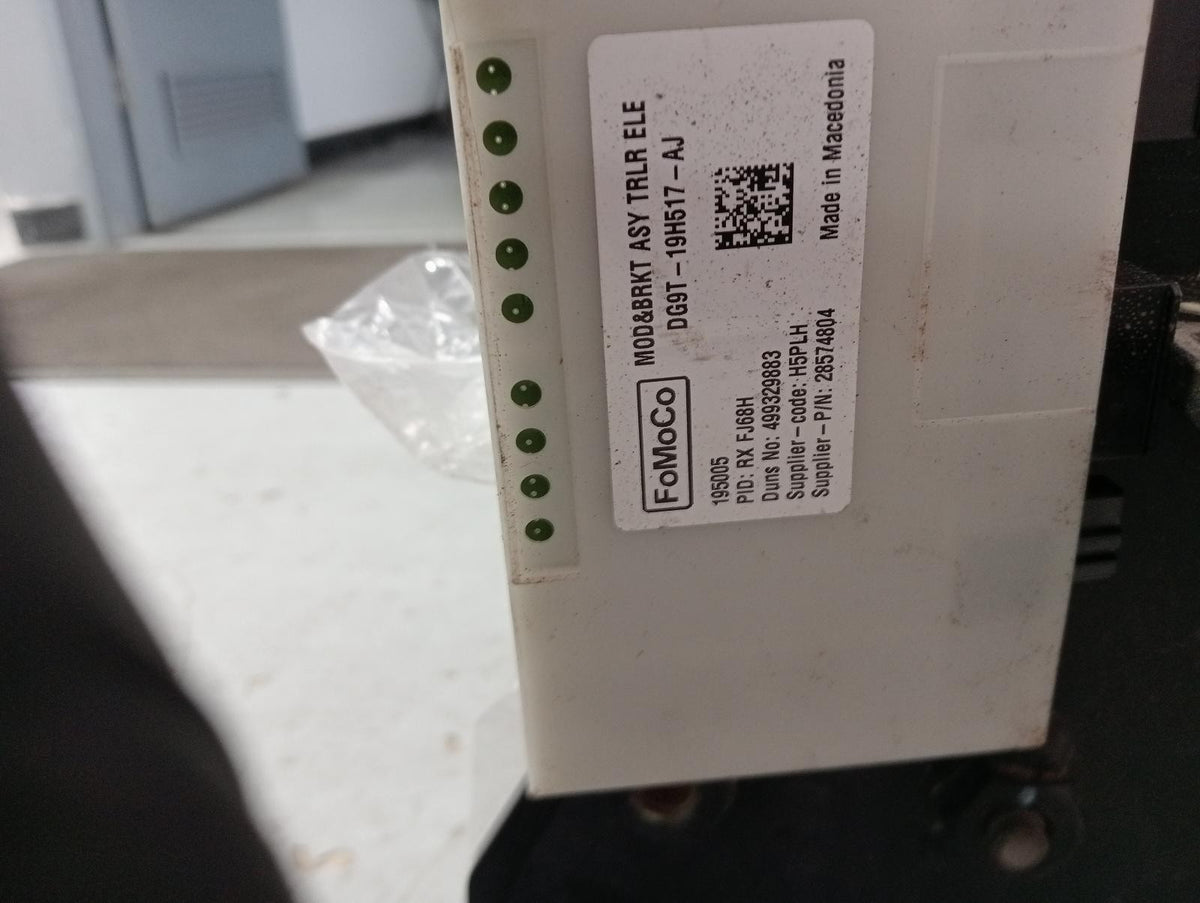 9018728