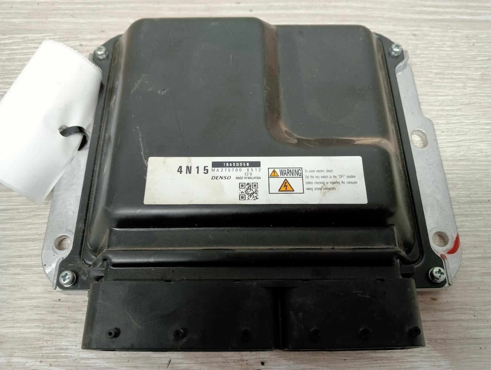 MITSUBISHI TRITON ECU ENGINE ECU, 2.4, DIESEL, 4N15, AUTO T/M, P/N 1860D058, ECU