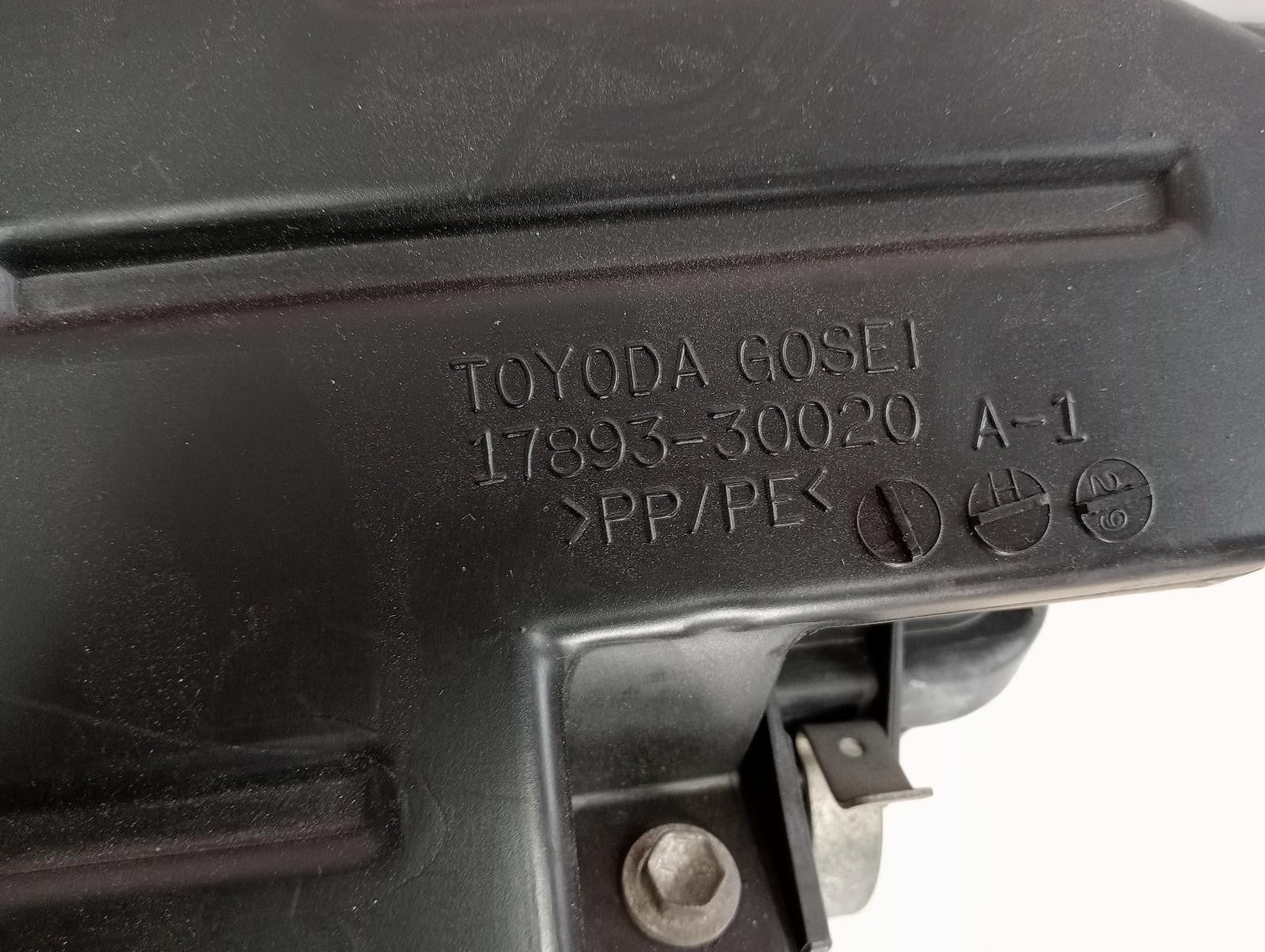 8943265