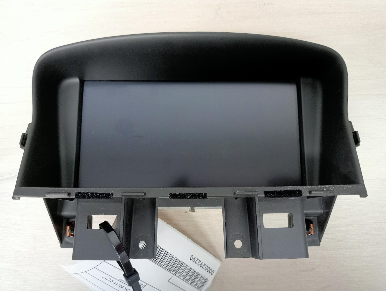 HOLDEN CRUZE STEREO/HEAD UNIT DISPLAY SCREEN, NON SAT NAV TYPE, JH, 03/1101/17