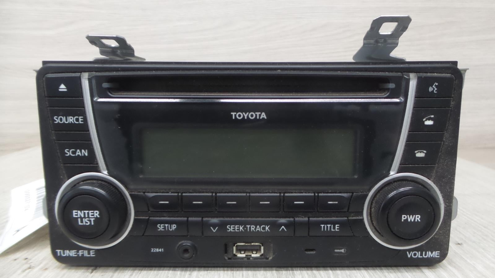TOYOTA RAV4 STEREO/HEAD UNIT SINGLE DISC CD PLAYER (P/N ON FACE 22841), ACA33, 1