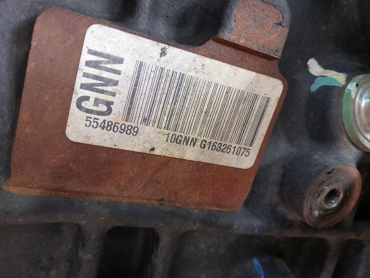 9051640
