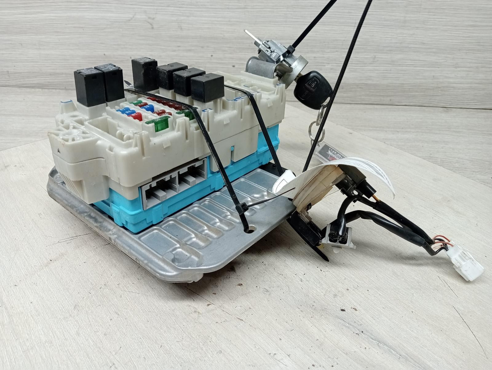 8942413