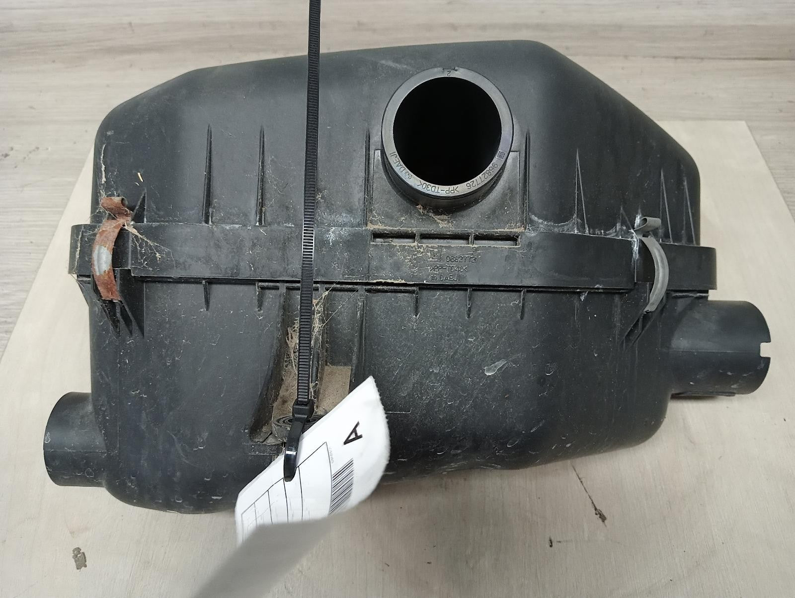 HOLDEN BARINA AIR CLEANER/BOX AIR CLEANER, SPARK, MJ (VIN KL3M), 10/1006/15 201