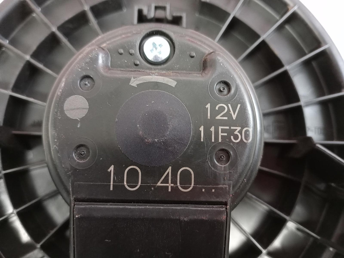 9053719