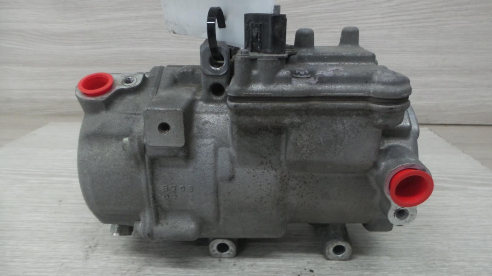 TOYOTA CAMRY A/C COMPRESSOR AVV50, 2.5, 2ARFXE, HYBRID, 03/1210/17 2012