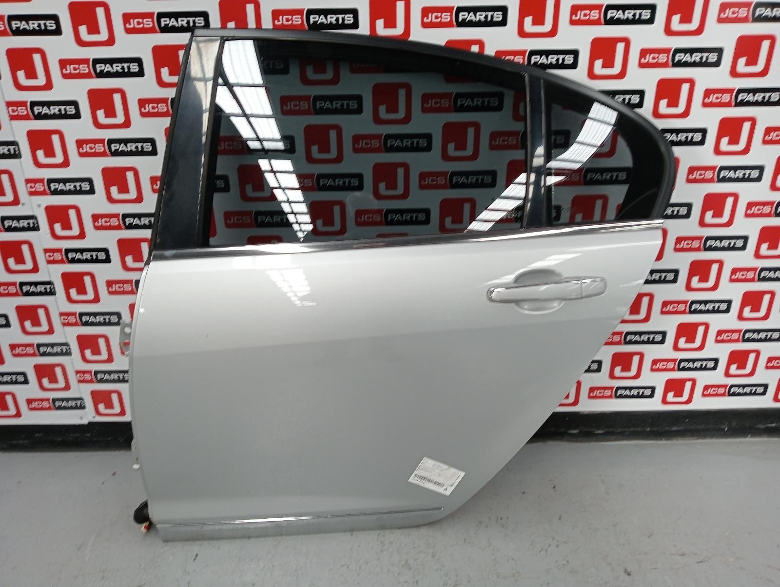 8923026