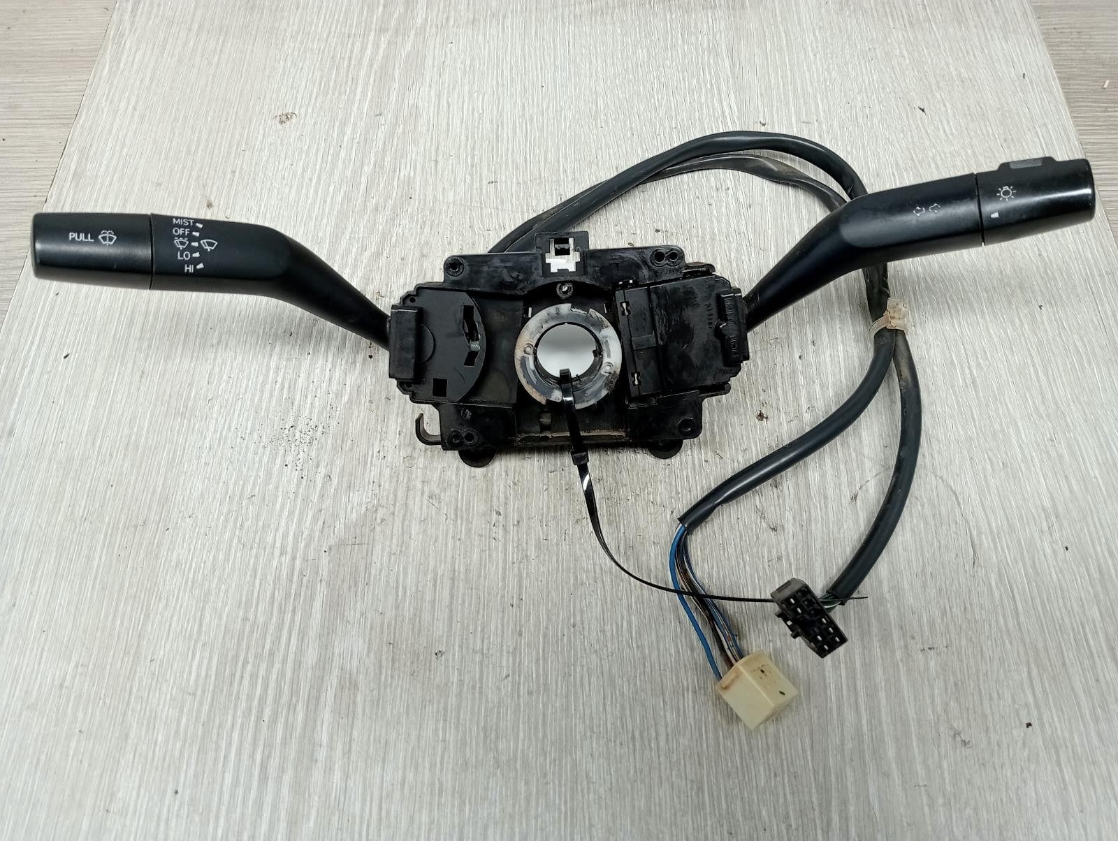 HOLDEN COLORADO COMBINATION SWITCH RC, P/N 8980077060, STANDARD TYPE, 05/0812/1